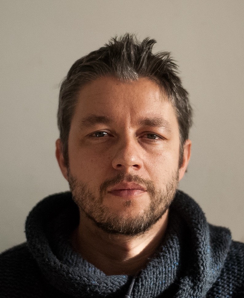 Profile picture of Romanian artist Augustin Razvan Radu
